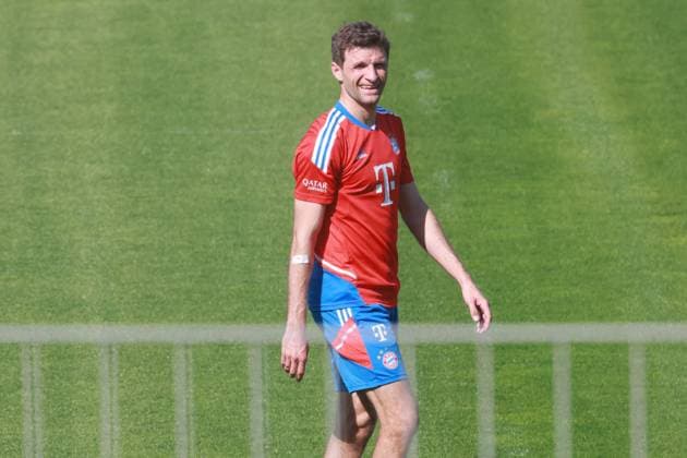 Sport Bilder des Tages 25 Thomas Mueller, ist gut gelaunt, lacht, Portraet, Portrait, Fussball FC Bayern Muenchen Training an der Saebenerstrasse 22.03.2023 FOTO: Mladen Lackovic LakoPress