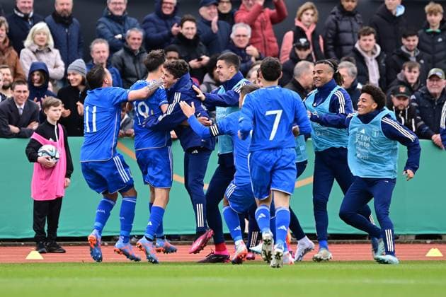 Fußball I U-19-Junioren I Saison 2022 2023 I EM-Qualifikation I Deutschland U 19 - Italien U 19 I 22.03.2023 Jubel, Begeisterung, Enthusiasmus, Euphorie, Freude, Glücksgefühl, Heiterkeit bei: Niccolo Pisilli (19, Italien U 19) und seiner Italien U 19 Mannschaft Bremen Weserstadion - Platz 11 Bremen Deutschland Copyright: xLobeca FelixxSchlikisx