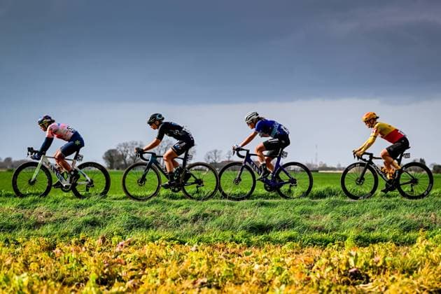 Bilder des Jahres 2023, Sport 03 März Sport Themen der Woche KW12 Sport Bilder des Tages Belgian Shari Bossuyt of Canyon-SRAM and US Megan Jastrab of Team DSM pictured in action during the women s elite race of the Classic Brugge-De Panne one-day cycling race, 159,5 km from Brugge to De Panne, Thursday 23 March 2023. DIRKxWAEM  x63556457x