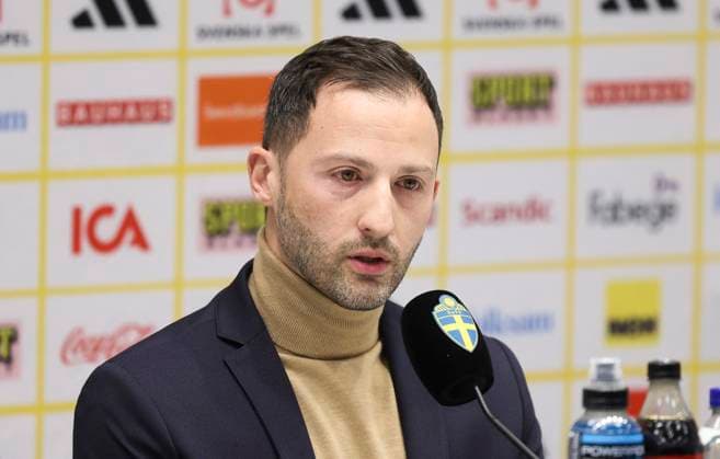 SOLNA 20230323 Belgiens landslagstränare Domenico Tedesco under en presskonferens i Friends Arena, inför EM-kvalmatchen mot Sverige den 24 mars 2023. Solna Sverige FOTBOLL x62260x
