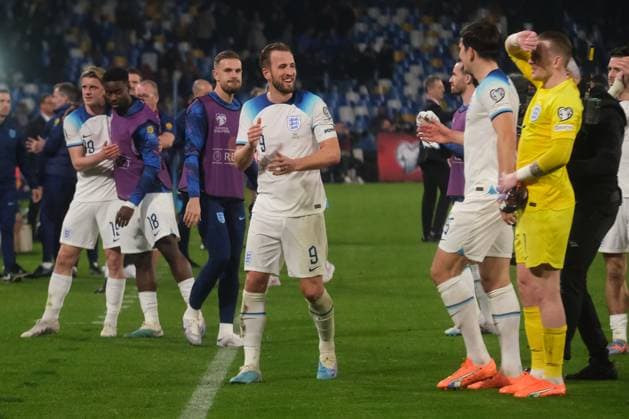 Italy: England s forward Harry Kane (Tottenham) celebrate. Victory match with team during European Qualifiers match Italy vs England at the Diego Armando Maradona Stadium in Naples, southern Italy, on March 23, 2023. ABPH3605 Copyright: xAntonioxBalascox