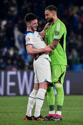 Declan Rice of England and Gianluigi Donnarumma of Italy greet each other during the UEFA EURO2024 European Championship, EM, Europameisterschaft Qualification Group C football match between Italy and England at Diego Armando Maradona stadium in Napoli (Italy), March 23rd, 2023. Photo Andrea Staccioli Insidefoto Andrea Staccioli