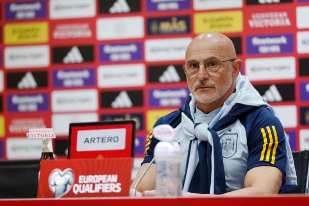 Rueda de prensa de Luis de la Fuente un dia antes del partido clasificatorio europeo entre Espana y Noruega. Luis de la Fuente attends press conference, PK, Pressekonferenz on the day before the UEFA EURO, EM, Europameisterschaft,Fussball 2024 qualifying match between Spain and Norway. FOTOxCHEMAxREY  ecommerceFotos eCommerce2-133904897