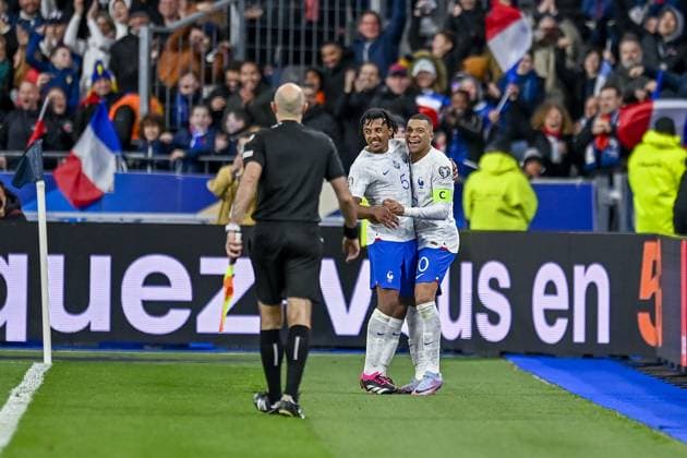 PARIS, 24-03-2023, Stade de France, UEFA Qualification EURO 2024 Football, season 2022 2023, France - Netherlands, final result 4-0, France player Kylian Mbappe, France player Jules Kounde celebrating the goal France - Netherlands  x20317935x Copyright: