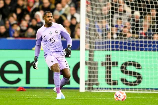 Mike Maignan (FRA) FOOTBALL : France vs Pays Bas - Eliminatoires Euro2024 - 24 03 2023 JBAutissier Panoramic 