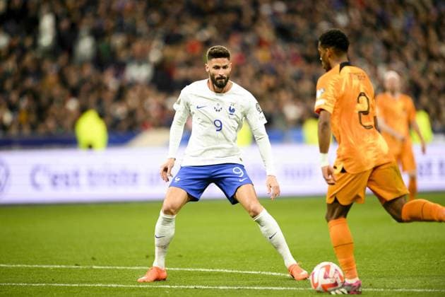 GIROUD Olivier (FRA) vs TIMBER Jurrien (NED) FOOTBALL : France vs Pays Bas - Eliminatoires Euro2024 - 24 03 2023 JBAutissier Panoramic 