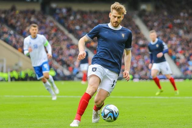 Scotland v Cyprus Euro 2024 Qualifier 25 03 2023. Stuart Armstrong (Southampton)( 17) of Scotland Nation Team during the Euro 2024 Qualifier match between Scotland and Cyprus at Hampden Park, Glasgow, United Kingdom on 25 March 2023. Hampden Park The National Stadium Glasgow Scotland Editorial use only , Copyright: xColinxPoultneyx PSI-17122-0099