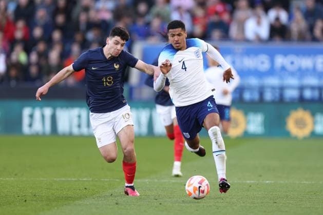 Mandatory Credit: Photo by Ryan Browne Shutterstock (13840567aj) Matthis Abline of France and Levi Colwill of England. England U21, U 21 v France U21, International Friendly, Länderspiel, Nationalmannschaft Football, King Power Stadium, Leicester, UK - 25 Mar 2023 EDITORIAL USE ONLY No use with unauthorised audio, video, data, fixture lists, club league logos or live services. Online in-match use limited to 120 images, no video emulation. No use in betting, games or single club league player publications. England U21 v France U21, International Friendly, Football, King Power Stadium, Leicester, UK - 25 Mar 2023 EDITORIAL USE ONLY No use with unauthorised audio, video, data, fixture lists, club league logos or live services. Online in-match use limited to 120 images, no video emulation. No use in betting, games or single club league player publications. Copyright: xRyanxBrowne Shutterstockx 13840567aj
