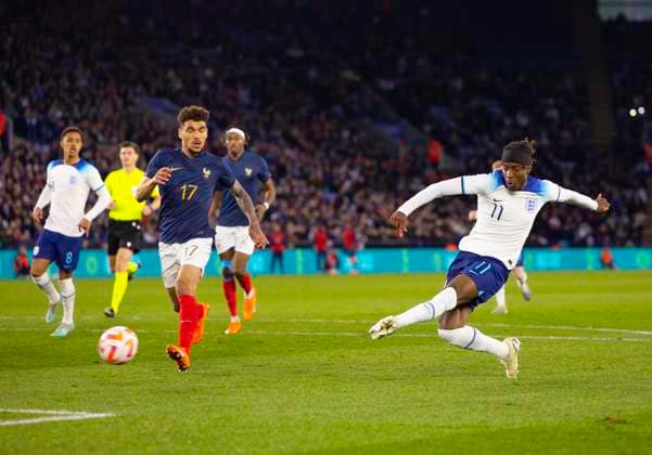 Leicester, England, March 25th 2023: Noni Madueke (11 England) scores his team s second goal during the International Friendly, Länderspiel, Nationalmannschaft football match between England and France at the King Power Stadium in Leicester, England. (James Whitehead SPP) Copyright: xJamesxWhiteheadx xSPPx spp-en-JaWhSp-EU21vFU21086