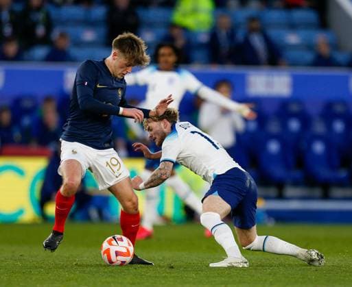 England Under 21 v France Under 21 International Friendly, Länderspiel, Nationalmannschaft Harvey Elliott of England Under 21 during the International Friendly match between England Under 21 and France Under 21 at The King Power Stadium, Leicester Content Not Available For UK Newspapers Copyright: xDarrenxWoolleyx FIL-18298-0113 UK Newspapers OUT