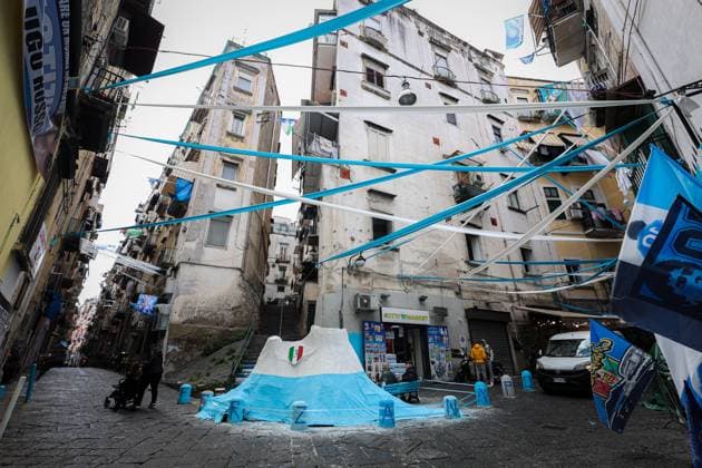 Sport Themen der Woche KW12 Sport Bilder des Tages Foto Alessandro Garofalo LaPresse 26-03-2023 Napoli, Italia Cronaca Napoli, cittÃ ™ si prepara a festeggiare il terzo scudetto March 26, 2023 Naples, Italy News, Naples, the city is preparing to celebrate the third championship  Copyright: xAlessandroxGarofalo LaPressex