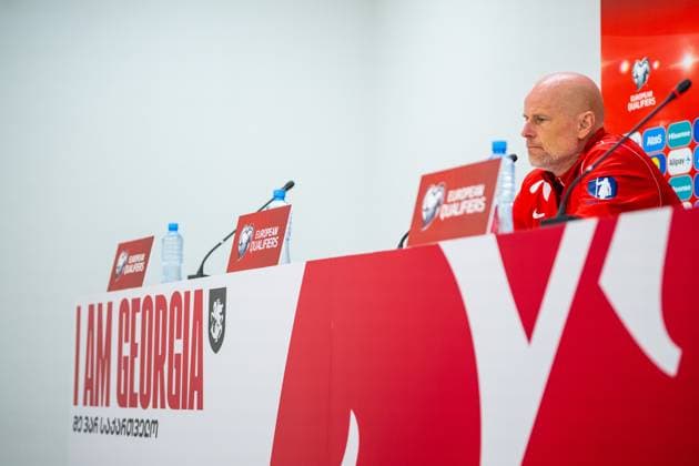 230327 Stale Solbakken, head coach of the Norwegian national football team, during a press conference, PK, Pressekonferenz on March 27, 2023 in Batumi. Photo: Vegard Grott BILDBYRAN kod VG VG0430 bbeng fotball football soccer fotboll UEFA EURO, EM, Europameisterschaft,Fussball 2024 em-kvalifisering em-kvalik pressekonferanse press conference norge norway Copyright: VEGARDxGRoTT BB230327VG033