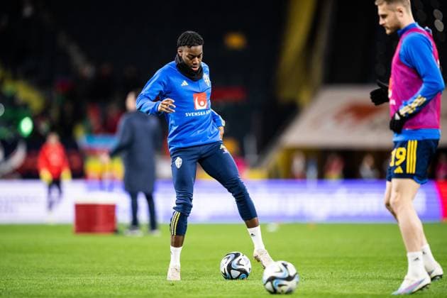 230327 Anthony Elanga of Sweden during warm up ahead of the UEFA EURO, EM, Europameisterschaft,Fussball Qualifier, EM, Europameisterschaft football match between Sweden and Azerbaijan on March 27, 2023 in Stockholm. Photo: Jesper Zerman BILDBYRAN COP 234 JZ0347 bbeng football soccer fotboll fotball uefa euro qualifier landskamp emkval em-kvalifisering em-kvalik sverige sverige a sweden azerbajdzjan Copyright: JESPERxZERMAN BB230327JZ004