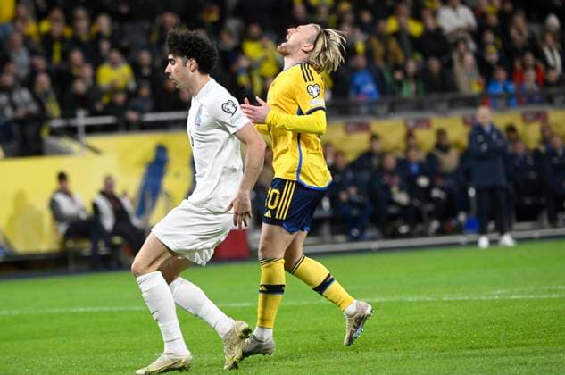 STOCKHOLM 20230327 Sveriges Emil Forsberg missar en malchans under mandagens EM-kvalmatch i fotboll mellan Sverige och Azerbajdzjan pa Friends Arena. STOCKHOLM SVERIGE x10080x Copyright: xFredrikxSandberg TTx EM-KVAL SVERIGE-AZERBAJDZJAN