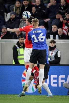 SOCCER - UEFA EURO, EM, Europameisterschaft,Fussball 2024 Quali, AUT vs EST LINZ,AUSTRIA,27.MAR.23 - SOCCER - European Qualifiers 2024, OEFB international match, Länderspiel, Nationalmannschaft Austria vs Estland. Image shows Michael Gregoritsch (AUT) and Jonas Tamm (EST).  GEPAxpictures xManfredxBinder