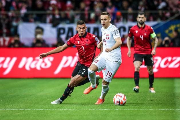 27.03.2023 Warszawa Pilka nozna Reprezentacja Polski Kwalifikacje UEFA EURO, EM, Europameisterschaft,Fussball 2024 Polska - Albania n z Myrto Uzuni, Przemyslaw Frankowski Foto Adam Starszynski PressFocus 27.03.2023 Warsaw Football Polish national team, Nationalteam UEFA EURO 2024 Qualifiers Poland - Albania Myrto Uzuni, Przemyslaw Frankowski Credit Adam Starszynski PressFocus NEWSPIX.PL --- Newspix.pl  20230327PF_AS011
