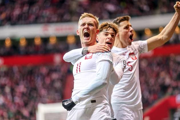 Sport Themen der Woche KW13 Sport Bilder des Tages 27.03.2023 WARSZAWA, STADION PGE NARODOWY IMIENIEM KAZMIERZA GORSKIEGO PILKA NOZNA (FOOTBALL) ELIMINACJE MISTRZOSTW EUROPY UEFA EURO, EM, Europameisterschaft,Fussball 2024 ( UEFA EURO 2024 QUALIFICATION ) MECZ ( GAME ) POLSKA - ALBANIA ( POLAND - ALBANIA ) NZ KAROL SWIDERSKI, NIKOLA ZALEWSKI, JAN BEDNAREK POLSKA RADOSC, BRAMKA, GOL, FOTO LUKASZ GROCHALA CYFRASPORT NEWSPIX.PL --- Newspix.pl  20230327CSLG0221