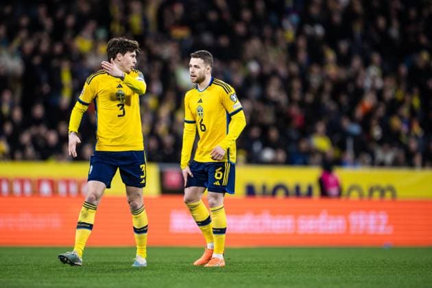 230327 Victor Nilsson Lindelöf and Gabriel Gudmundsson of Sweden during the UEFA EURO, EM, Europameisterschaft,Fussball Qualifier, EM, Europameisterschaft football match between Sweden and Azerbaijan on March 27, 2023 in Stockholm. Photo: Jesper Zerman BILDBYRAN COP 234 JZ0347 bbeng football soccer fotboll fotball uefa euro qualifier landskamp emkval em-kvalifisering em-kvalik sverige sverige a sweden azerbajdzjan Copyright: JESPERxZERMAN BB230327JZ036
