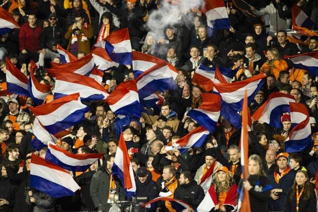 ROTTERDAM - Orange supporters during the UEFA European Championship, EM, Europameisterschaft qualifying match between the Netherlands and Gibraltar at Feyenoord Stadion de Kuip on March 27, 2023 in Rotterdam, Netherlands. ANP PIETER STAM DE JONGE UEFA EURO, EM, Europameisterschaft,Fussball 2024 Qualifying Round 2022 2023 xVIxANPxSportx xxANPxIVx 465929807 originalFilename: 465929807.jpg