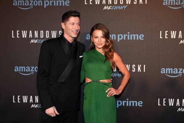 WARSZAWA 28.03.2023 PREMIERE OF UNKNOWN , AMAZON DOCUMENTARY MOVIE ABOUT ROBERT LEWANDOWSKI ROBERT LEWANDOWSKI ANNA LEWANDOWSKA FOT. PIOTR KUCZA FOTOPYK NEWSPIX.PL --- Newspix.pl  230328PYK041