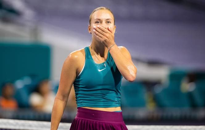 March 29, 2023, MIAMI, UNITED STATES: Anastasia Potapova of Russia in action during the quarter-final of the 2023 Miami Open WTA, Tennis Damen 1000 tennis tournament against Jessica Pegula of the United States MIAMI UNITED STATES - ZUMAa181 20230329_zaa_a181_018 Copyright: xRobxPrangex