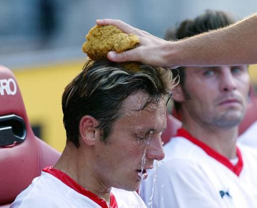 10.08.03 VfB Stuttgart - Hertha BSC Berlin Deutschland, Stuttgart, 10.08.2003, Fussball, Bundesliga, VfB Stuttgart - Hertha BSC Berlin (0:0): Heiko Gerber (VfB Stuttgart). *** 10 08 03 VfB Stuttgart Hertha BSC Berlin Germany, Stuttgart, 10 08 2003, Football, Bundesliga, VfB Stuttgart Hertha BSC Berlin 0 0 Heiko Gerber VfB Stuttgart