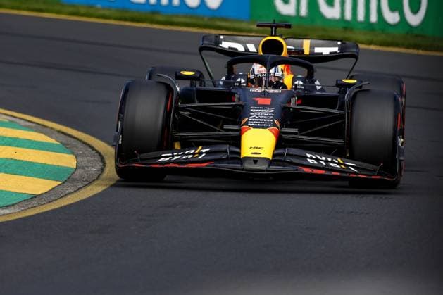 01 VERSTAPPEN Max (nld), Red Bull Racing RB19, action during the Formula 1 Rolex Australian Grand Prix 2023, 3rd round of the 2023 Formula One World Championship, WM, Weltmeisterschaft from March 31 to April 2, 2023 on the Albert Park Circuit, in Melbourne, Australia - F1 - AUSTRALIAN GRAND PRIX 2023 DPPI Panoramic  00122006__R3_7744_1