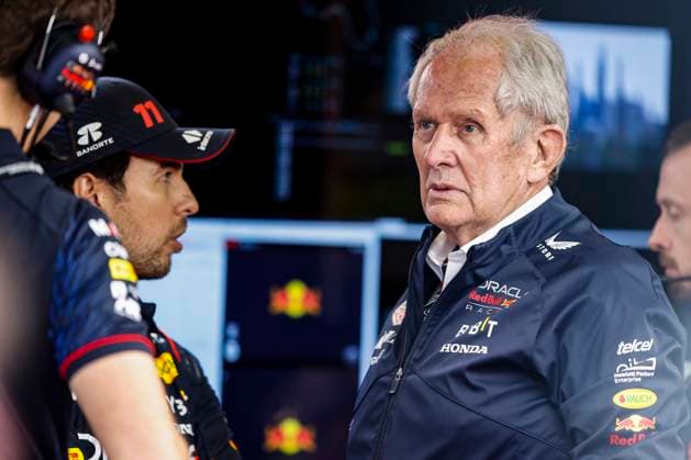 11 Sergio Perez (MEX, Oracle Red Bull Racing), Dr. Helmut Marko (AUT, Oracle Red Bull Racing), F1 Grand Prix of Australia at Albert Park Circuit on March 31, 2023 in Melbourne, Australia. (Photo by HOCH ZWEI) Melbourne Australia