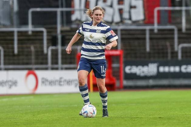 Fussball, FLYERALARM Frauen Bundesliga Saison 2022 2023 17.Spieltag 1.FC Köln - MSV Duisburg 31.03.2023, Südstadion Köln Emilie Henriksen (MSV Duisburg, 14) Köln Südstadion Nordrhein-Westfahlen Deutschland