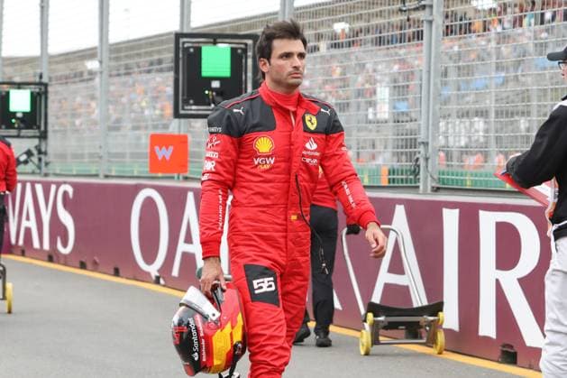 April 1, 2023: CARLOS SAINZ after the Qualifying Session at the Australian Formula One Grand Prix on April 01, 2023 in Melbourne, Australia - ZUMAa155 20230401_zaa_a155_164 Copyright: xChristopherxKhouryx