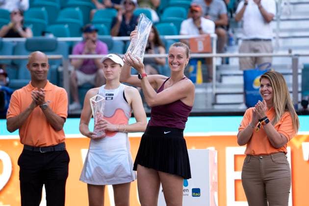 April 1, 2023, Miami Gardens, Florida, United States: April, 01 - Miami Gardens: Petra Kvitova(CZE) poses with the Champions trophy after defeating Elena Rybakina(KAZ) in the Singles Finals of the 2023 Miami Open by Itau. Miami Gardens USA - ZUMApa3_ 20230401_zap_pa3_022 Copyright: xAndrewxPatronx