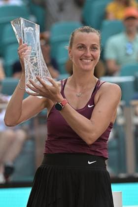 MIAMI GARDENS, FL - APRIL 01: Petra Kvitova (CZE) wins the Women™s Finals of the Miami Open on April 1, 2023 at Hard Rock Stadium in Miami Gardens Florida. (Photo by Michele Eve Sandberg Icon Sportswire) TENNIS: APR 01 Miami Open Icon2304013512