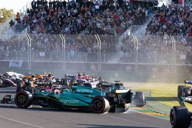 MELBOURNE, AUSTRALIA - APRIL 02: Fernando Alonso (14) driving for Aston Martin Aramco Cognizant F1 Team colliding during The Australian Formula One Grand Prix on April 02, 2023, at The Melbourne Grand Prix Circuit in Albert Park, Australia. (Photo by Dave Hewison Speed Media Icon Sportswire) AUTO: APR 02 F1 - Australian Grand Prix Icon23040229105