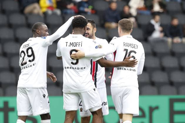 Joie - But de Terem Igobor Moffi (OGC Nice) - Nicolas Pepe (OGC Nice) - Aaron Ramsey (OGC Nice) - Gaetan Laborde (OGC Nice) FOOTBALL : SCO Angers Vs OGC Nice - Ligue 1 - 02 04 2023 MichaelBaucher Panoramic 