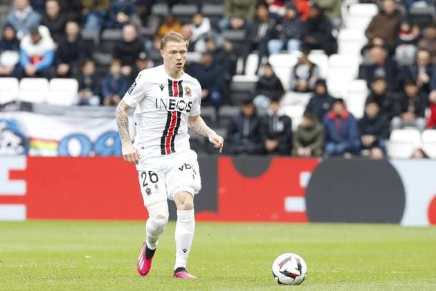 Melvin Bard (OGC Nice) FOOTBALL : SCO Angers Vs OGC Nice - Ligue 1 - 02 04 2023 MichaelBaucher Panoramic 
