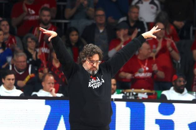 Sport Bilder des Tages Bayerns - Head Coach Andrea TRINCHIERI. Basketball, FC Bayern - Ludwigsburg. Basketball Bundesliga, FC Bayern Basketball - MHP Riesen Ludwigsburg, Saison 2022-2023. 2.04.2023, in Muenchen, A U D I D O M E, Deutschland. Quelle Copyright Credit : Oryk HAIST xBASKETBALL-BAYERN-LUDWIGSBURGx