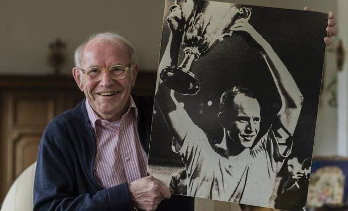 Wolfgang Paul, ehemaliger BVB Kapitän und Gewinner des Europapokals der Pokalsieger 1966, heute in seinem Haus in Bigge Olsberg. *** NUR FÜR REDAKTIONELLE ZWECKE *** EDITORIAL USE ONLY ***<p>28.04.2016 Olsberg. Wolfgang Paul, ehemaliger BVB Kapitän und Gewinner des Europapokals der Pokalsieger 1966, heute in seinem Haus in Bigge Olsberg. Deutschland NRW Olsberg Copyright: RalfxRottmann *** Wolfgang Paul, former Borussia Captain and Winner the Europapokals the Cup Winners u0026 39; Cup 1966, today in his House in Bigge Olsberg *** only for editorial Purposes *** Editorial Use only *** P 28 04 2016 Olsberg Wolfgang Paul, former Borussia Captain and Winner the Europapokals the Cup Winners u0026 39; Cup 1966, today in his House in Bigge Olsberg Germany NRW Olsberg Copyright RalfxRottmann Copyright: RalfxRottmann docnrwhugopicture99741650 ,EDITORIAL USE ONLY