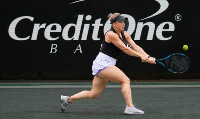 April 3, 2023: Yulia Putintseva (KAZ) defeated Elina Svitolina (UKR) 6-7, 6-2, 6-4, at the Credit One Charleston Open being played at Family Circle Tennis Center in Charleston, South Carolina USA Tennisclix Cal Media Charleston USA - ZUMAc04_ 20230403_zaf_c04_041 Copyright: xLesliexBillmanx