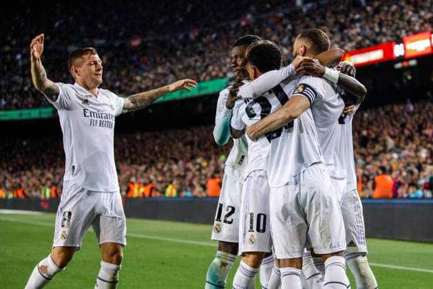 Sport Themen der Woche KW14 Sport Bilder des Tages FC Barcelona, Barca Vs Real Madrid - Copa Del Rey 09 Karim Benzema of Real Madrid celebrates after scoring a goal with his team mates during the semi finals of the Copa del Rey, Spanish Kings Cup match between FC Barcelona v Real Madrid at Spotify Camp Nou Stadium in Barcelona, Spain, on April 5th, 2023. Barcelona Catalonia Spain  Copyright: xGongorax originalFilename:bonilla-notitle230405_npxfH.jpg