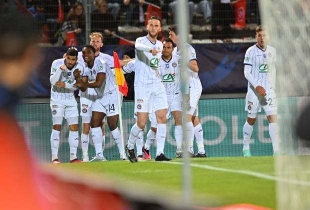 Joie de Zakaria Aboukhlal (toulouse) et de ses coÃ quiiers FOOTBALL: FC Annecy vs Toulouse FC - 1 2 Coupe de France - 06 04 2023 FredericChambert Panoramic 