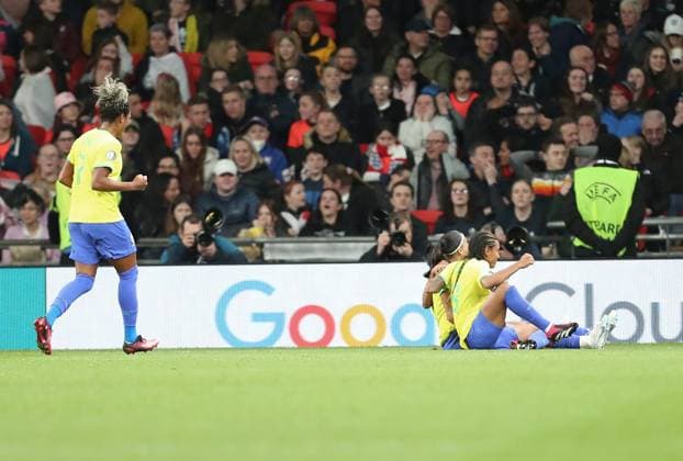 6th April 2023; Wembley Stadium, London, England; Womens Finalissima Football, England versus Brazil; Brazil players celebrates the goal by Andressa Alves of Brazil in injury time for 1-1.  ActionPlus12494736 KatiexChan