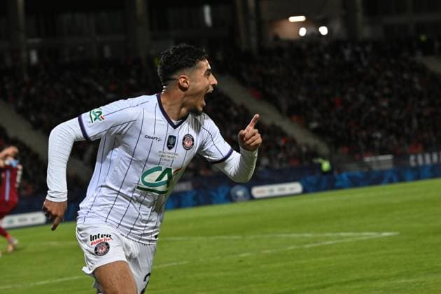 Joie de Fares Chaabi (toulouse) FOOTBALL: FC Annecy vs Toulouse FC - 1 2 Coupe de France - 06 04 2023 FredericChambert Panoramic 