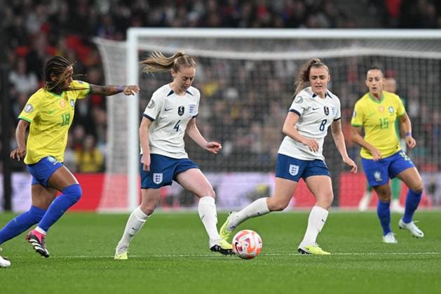 England Women v Brazil CONMEBOL UEFA Women s Champions Cup Finalissima Kiera Walsh of England on the attack during the CONMEBOL UEFA Women s Champions Cup Finalissima match between England Women and Brazil at Wembley Stadium, London, England on 6 April 2023. London Wembley Stadium Greater London England Editorial use only , Copyright: xGrahamxHuntx PSI-17188-0245