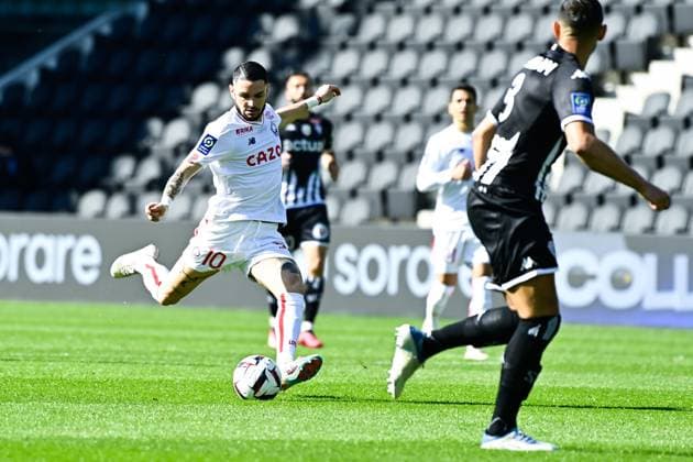 Remy CABELLA ( 10 - Lille ) - FOOTBALL : Angers vs Lille - Ligue 1 - 08 04 2023 FedericoPestellini Panoramic 