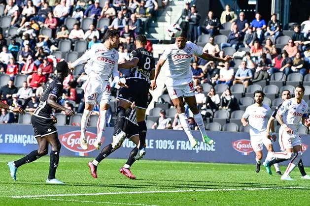 Alexsandro RIBEIRO ( 4 - Lille ) - FOOTBALL : Angers vs Lille - Ligue 1 - 08 04 2023 FedericoPestellini Panoramic 