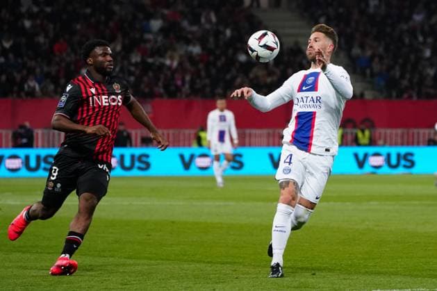 Terem Moffi (OGC Nice) - Sergio Ramos (Paris SG) FOOTBALL : OGC Nice vs Paris SG - Ligue 1 Uber Eats - Nice - 08 04 2023 NorbertScanella Panoramic 