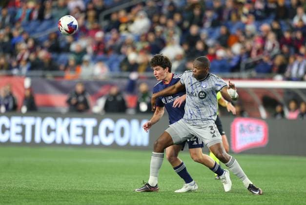 April 8, 2023; Foxborough, MA, USA; CF MontrÅ½al defender Kamal Miller (3) and New England Revolution midfielder Jack Panayotou (22) in action during an MLS, Fussball Herren, USA match between CF Montreal and New England Revolution. CSM Foxborough United States - ZUMAc04_ 20230408_zaf_c04_093 Copyright: xAnthonyxNesmithx