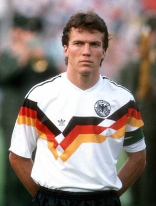 Fußball Europameisterschaft 1988 Eröffnungsspiel BR Deutschland - Italien in Düsseldorf 1:1 am 10.06.1988 Lothar Matthaeus (GER)