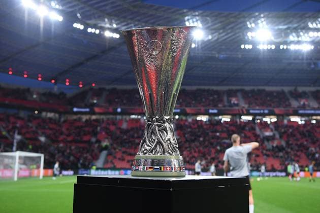 Fußball Europa League Viertelfinale Bayer 04 Leverkusen - Union Saint-Gilloise am 13.04.2023 in der BayArena in Leverkusen Trophäe . Pokal Uefa Cup Europa League