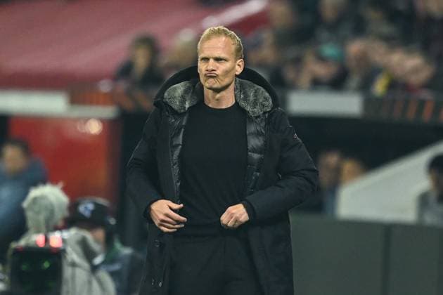 GER, Europa League, Bayer Leverkusen - Union Saint-Giloise 13.04.2023, BayArena , Leverkusen , GER, Europa League, Bayer Leverkusen - Union Saint-Giloise im Bild picture shows Karel Geraerts schaut grimmig.
